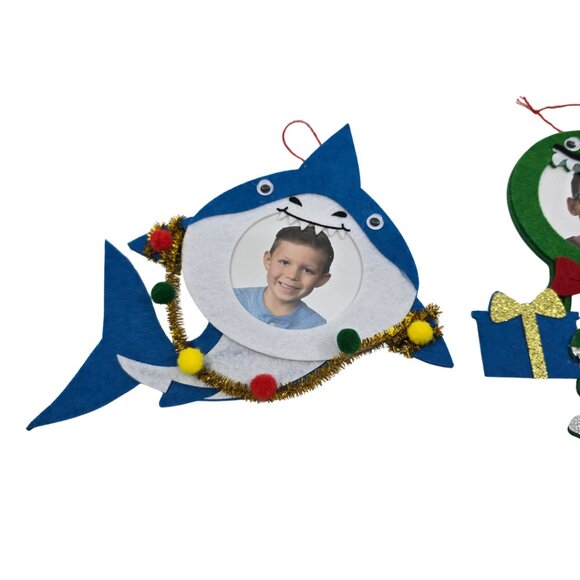 Studio Decor Blue Shark & Green Dinosaur Holiday Felt Ornament Photo Frames NEW - Picture 2 of 5